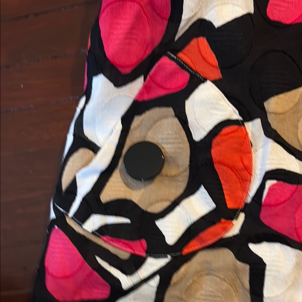 Vibrant Abstract Patterned Dress - Picture 4 of 7
